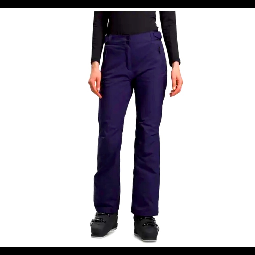 Woman’s Ski Pants give you the freedom to roam the mountain in any weather.